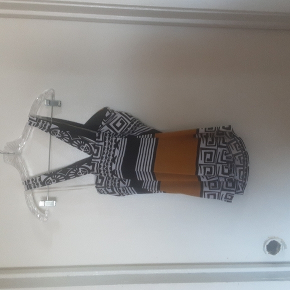 J.T.B. Beaded Criss Cross Back Tank Top Sz L - Picture 4 of 7